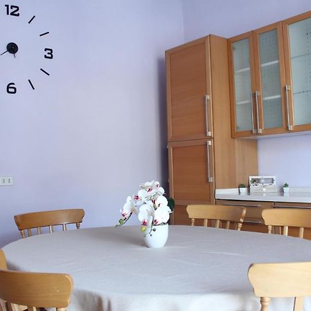 L' Oasi Del Cervo - Casa Con Giardino E Posto Auto, Uscita Autostrada A11 Villa Флоренция Екстериор снимка